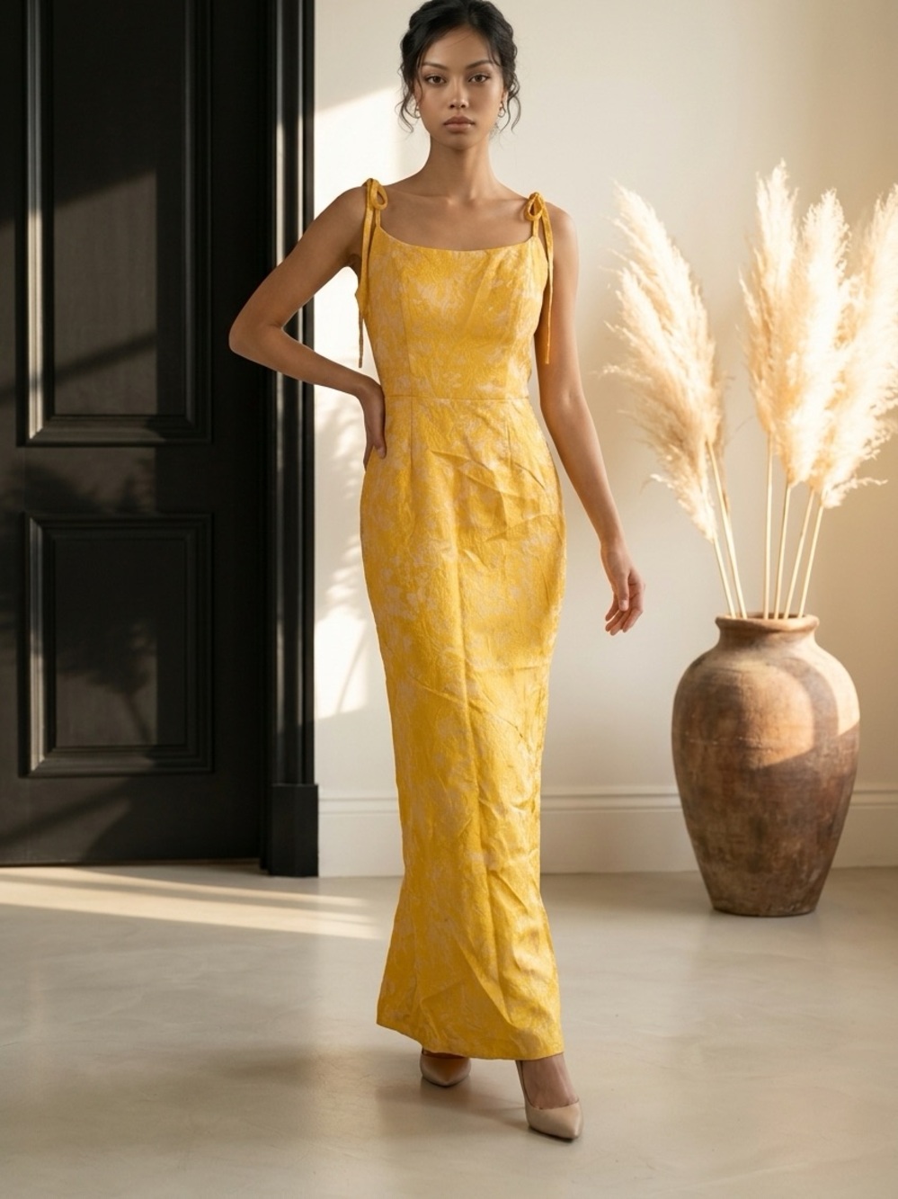 Elegant Yellow Jacquard Evening Dress